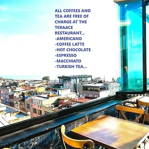 Kaya Royal Theater Street Provincia di Istanbul