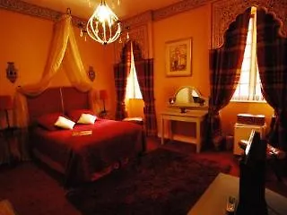 Hotel De La Tour De L'Horloge دينان