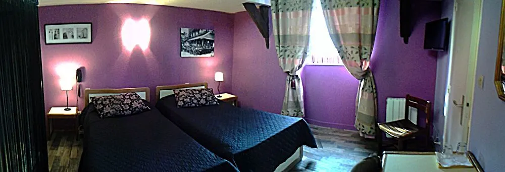 **  Hotel De La Tour De L'Horloge دينان فرنسا