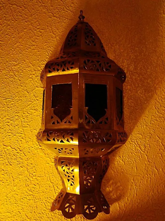 Hotel De La Tour De L'Horloge دينان